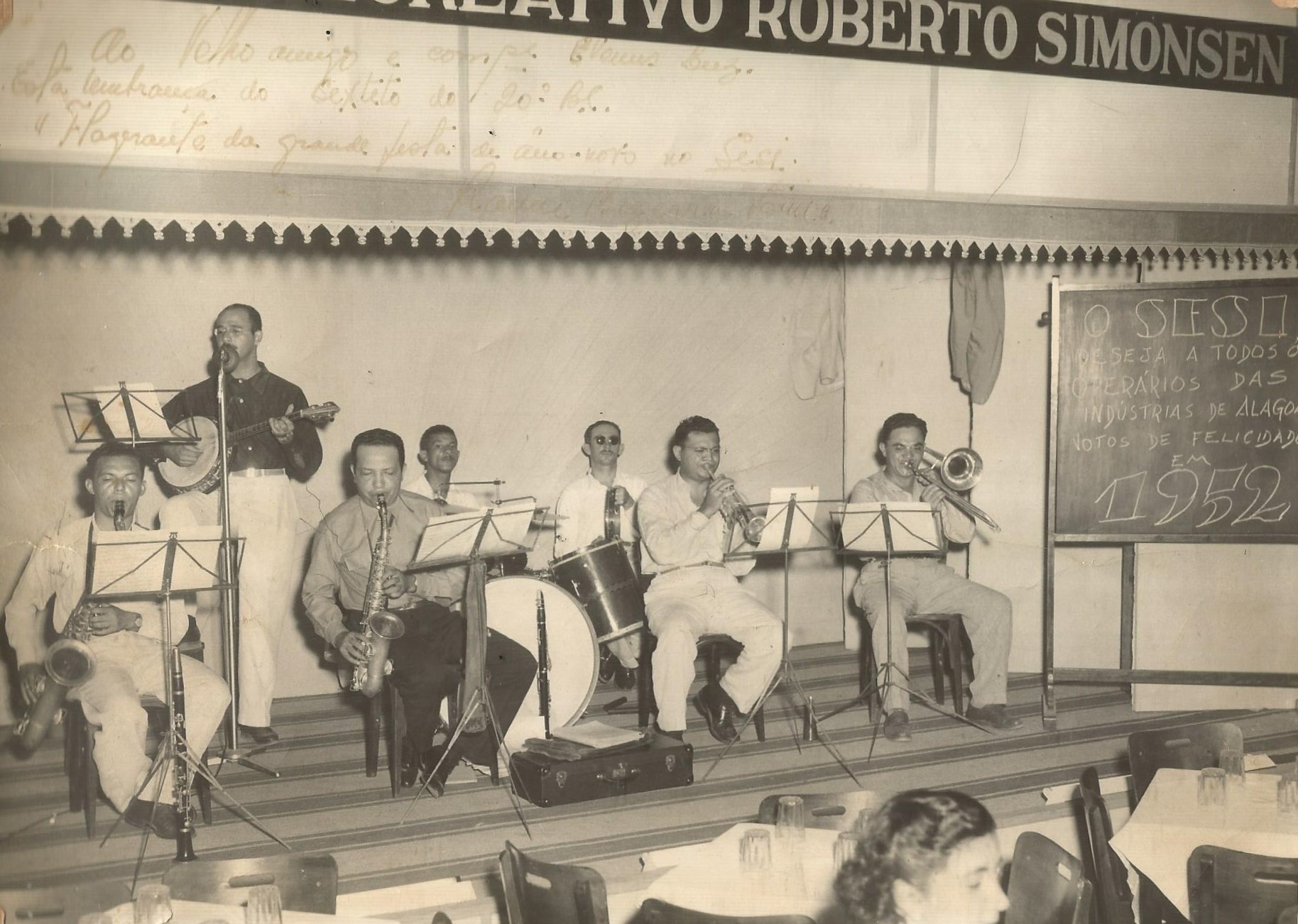 Momento Musical- Dobrado Sinfônico Tenente Passos-Solos Bombardino 