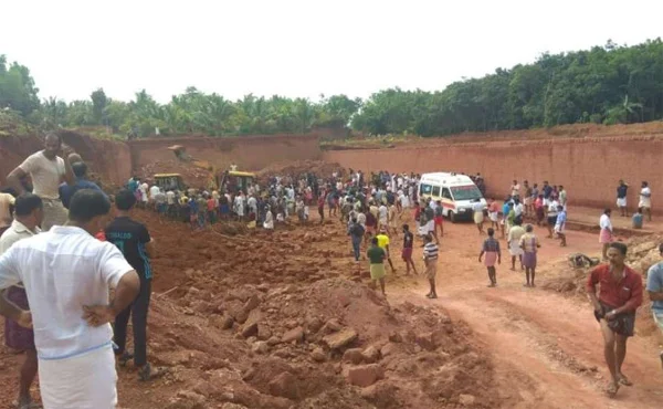  Two workers killed in quarry mishap in Kozhikode, News, Local-News, Accidental Death, Dead, Dead Body, Obituary, Police, Kerala.