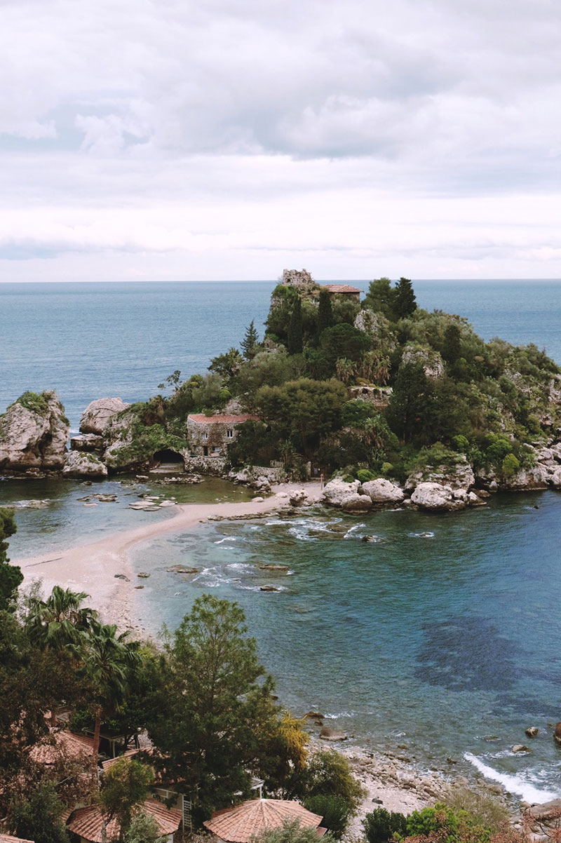 Weekday Wanderlust | Places: Isola Bella, Taormina, Sicily