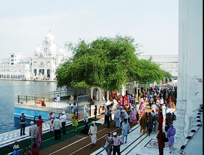 history of swarn mandir.