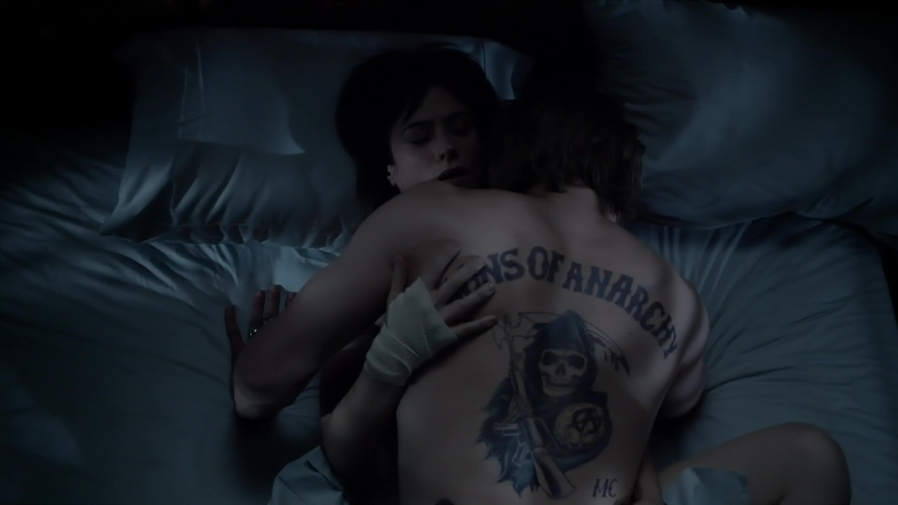 Charlie Hunnam shirtless in Sons Of Anarchy 6-02 "One One Six" .