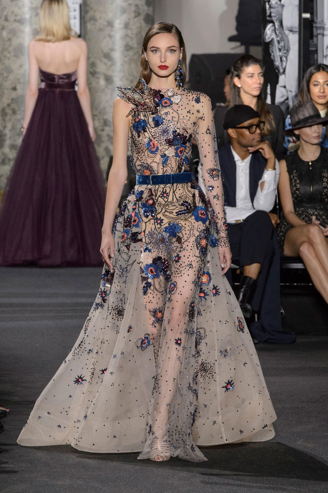 Europe Fashion Men's And Women Wears......: ELIE SAAB SHOWED MOMMY AND ...