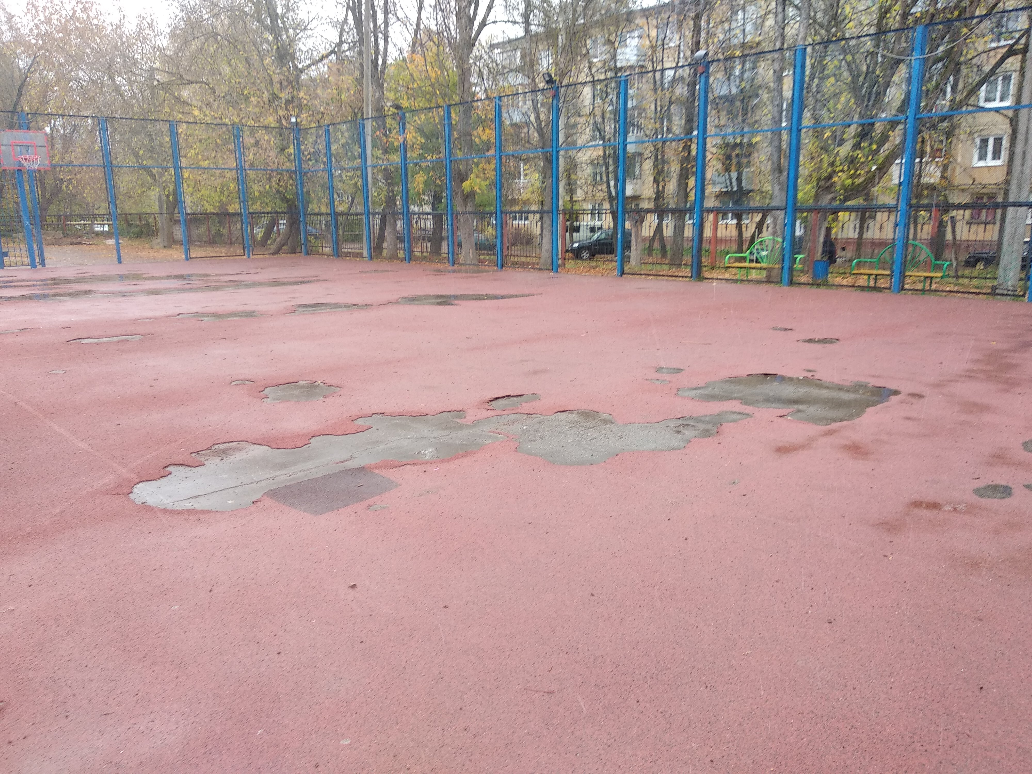 Школа 12 спортивная площадка