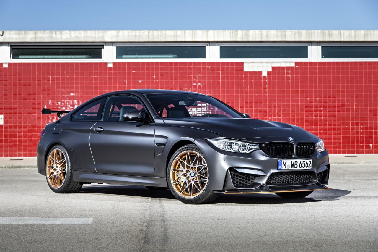 Motoring Malaysia Bmw M4 Gts And Bmw 3 0 Csl Homage Receive 2015 Auto Bild Sports Car Of The Year Award