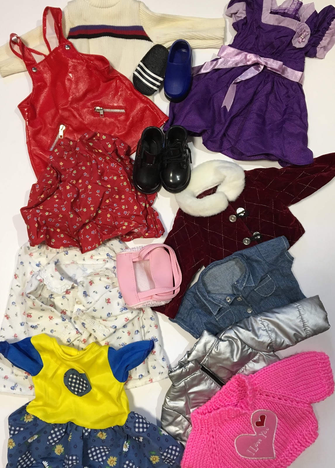 PennilessCaucasianRubbish American Doll Adventures: American Girl Doll  Brand Doll Clothes Goodwill Find!