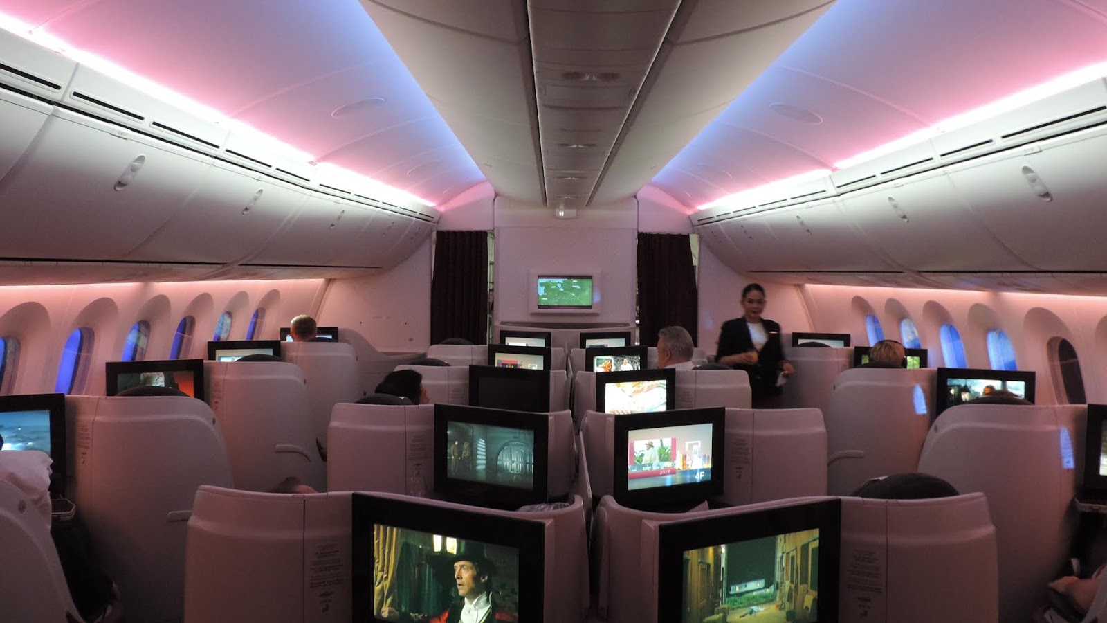 Qatar Airways бизнес 787 8 Qsuite