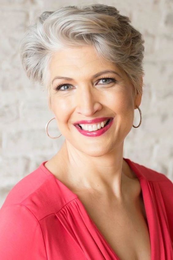 La Moda En Tu Cabello Cabello Corto Para Mujeres Maduras 2019 2020