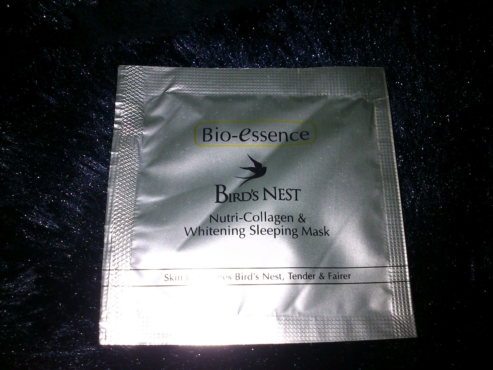 Blogger Girl Bioessence Bird's Nest NutriCollagen Whitening Sleeping