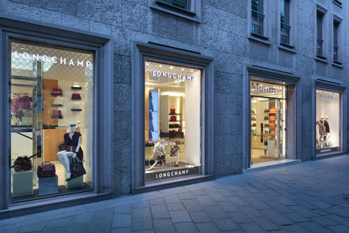 Longchamp: Opening New Store in Milan (Italy)