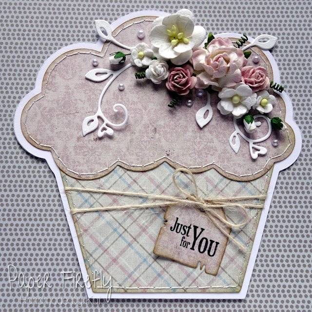 Floral cupcake card