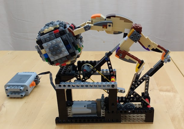 a LEGO Sisyphus Kinetic Sculpture with Power Functions | Tech Age Kids | Technology for Children