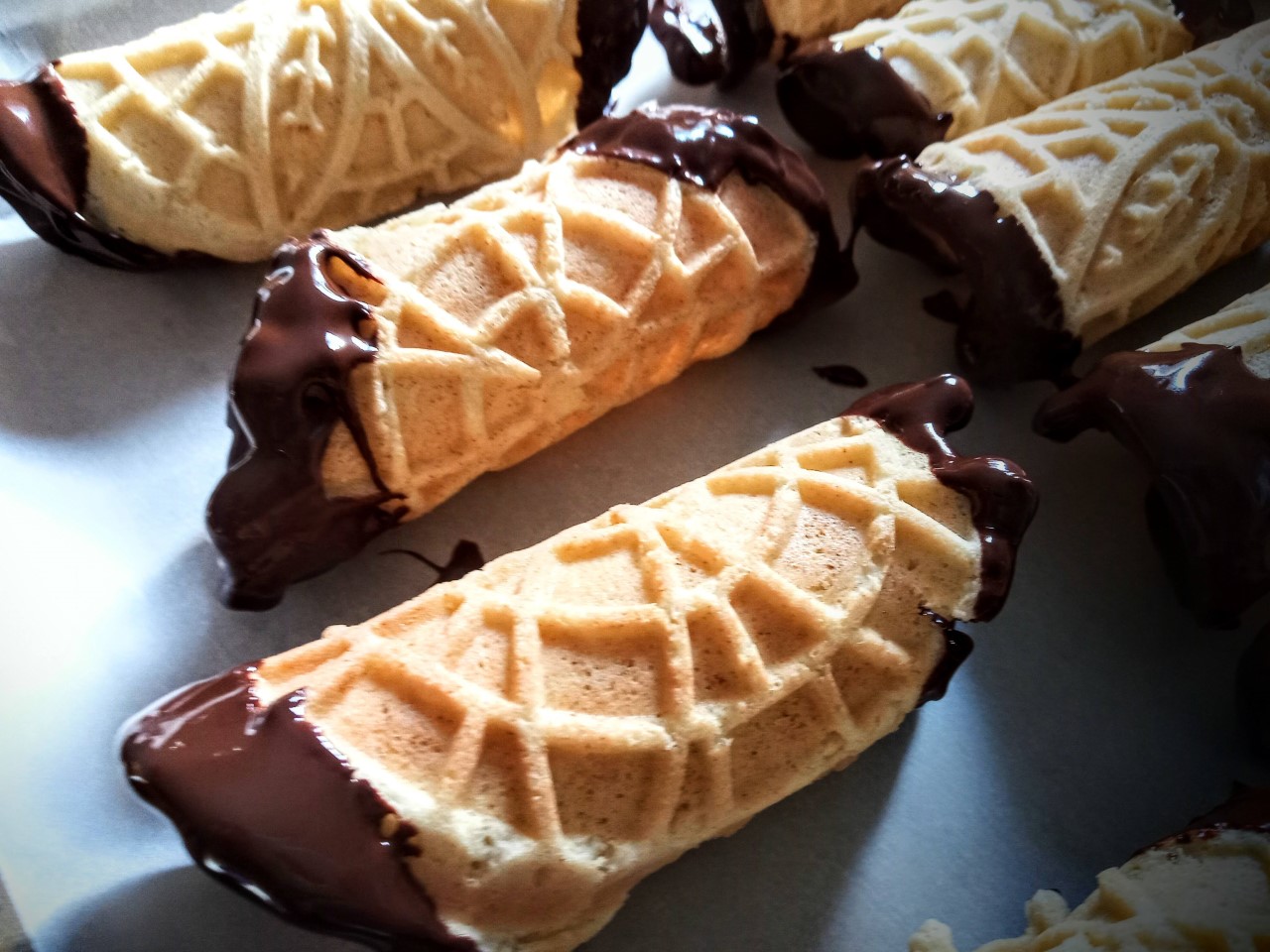GF VANILLA PIZZELLE FOR SICILIAN CANNOLI SHELLS (CANNOLI SICILIANI DI
