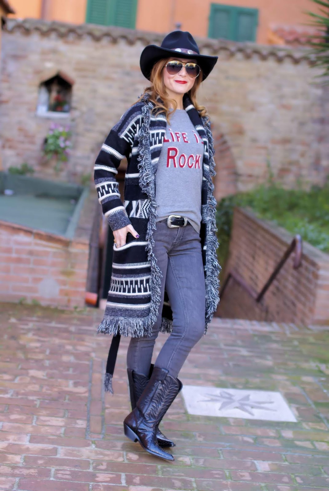 How to dress Country Western style in Winter: cowboy boots on Fashion and Cookies fashion blog, fashion blogger style
