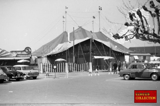 Cirque Olympia  1963 (famille Gasser) Photo Hubert Tièche   Collection Philippe Ros