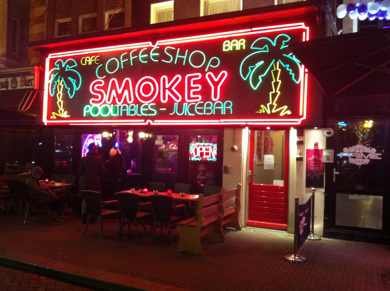 A semester in Amsterdam The vices of Amsterdam (free subject)