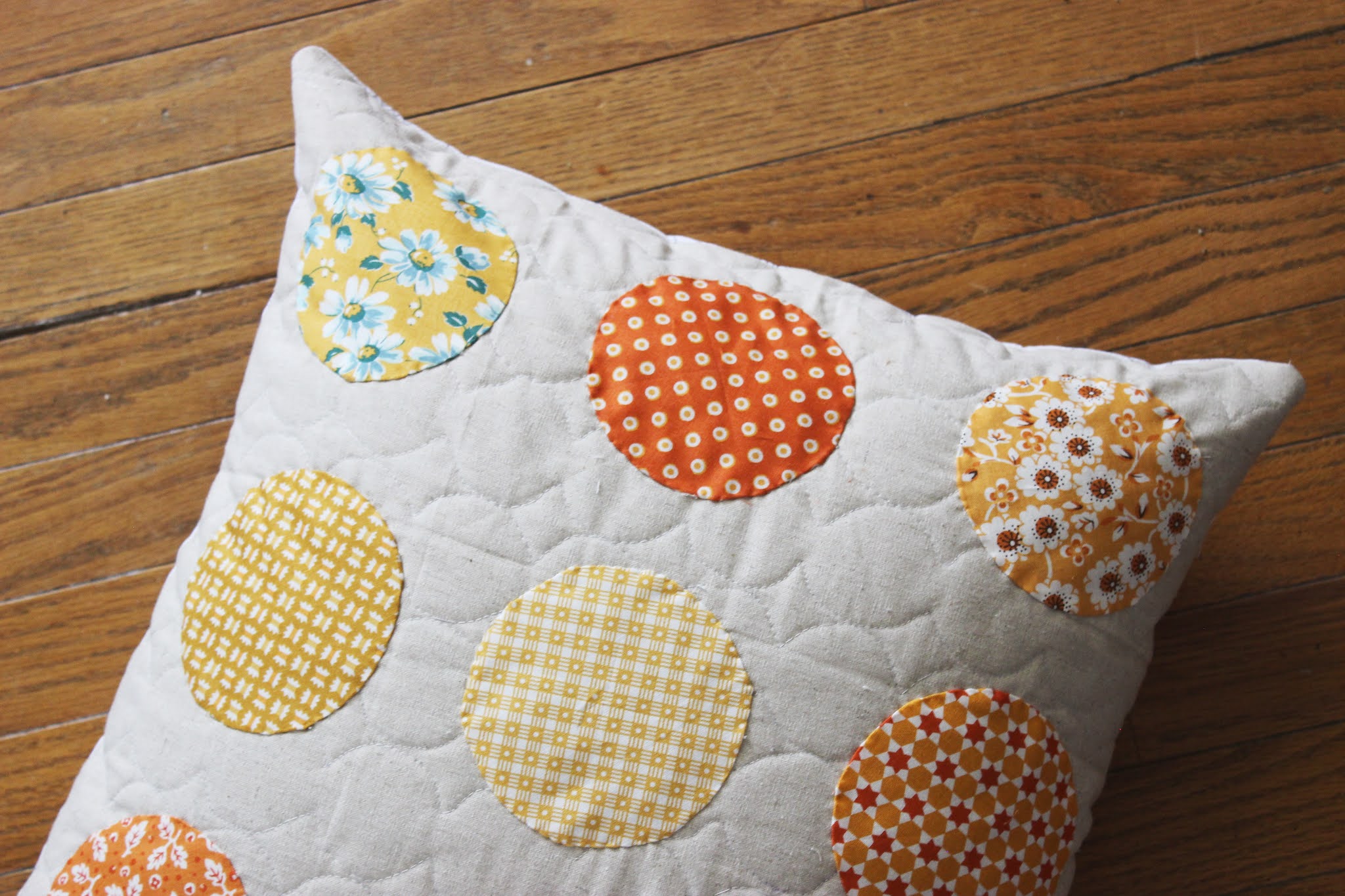 Autumn Applique Circle Pillow Cover Amista Baker