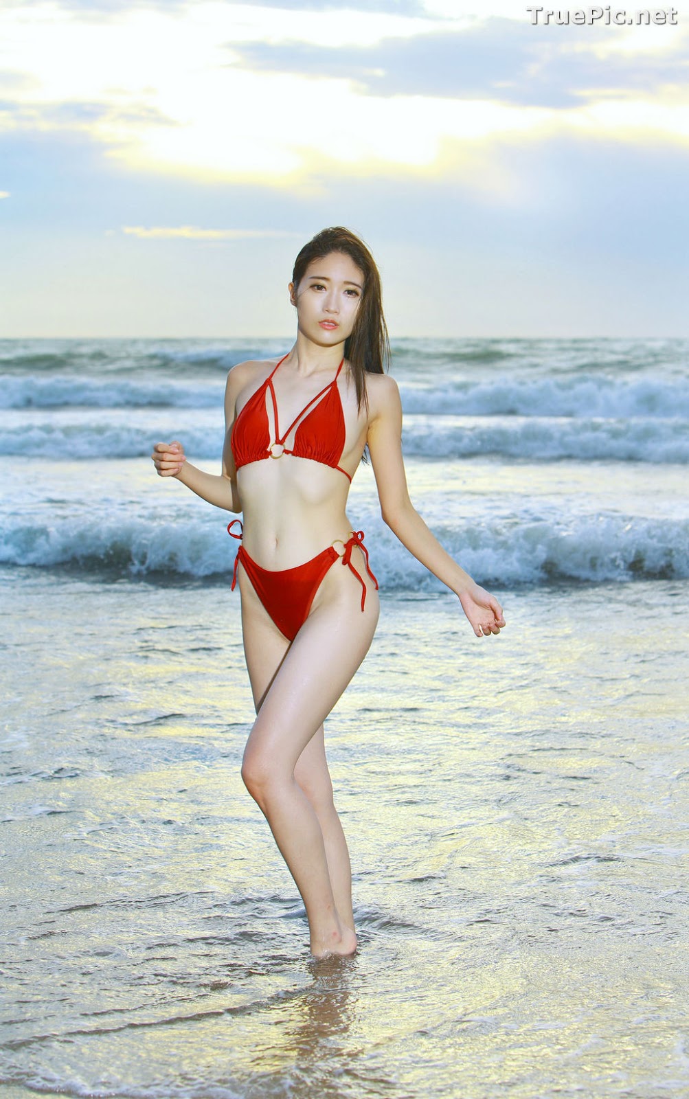 Image Taiwanese Model - Kuma - Beautiful Sexy Bikini Girl Under Sunset - TruePic.net - Picture-4