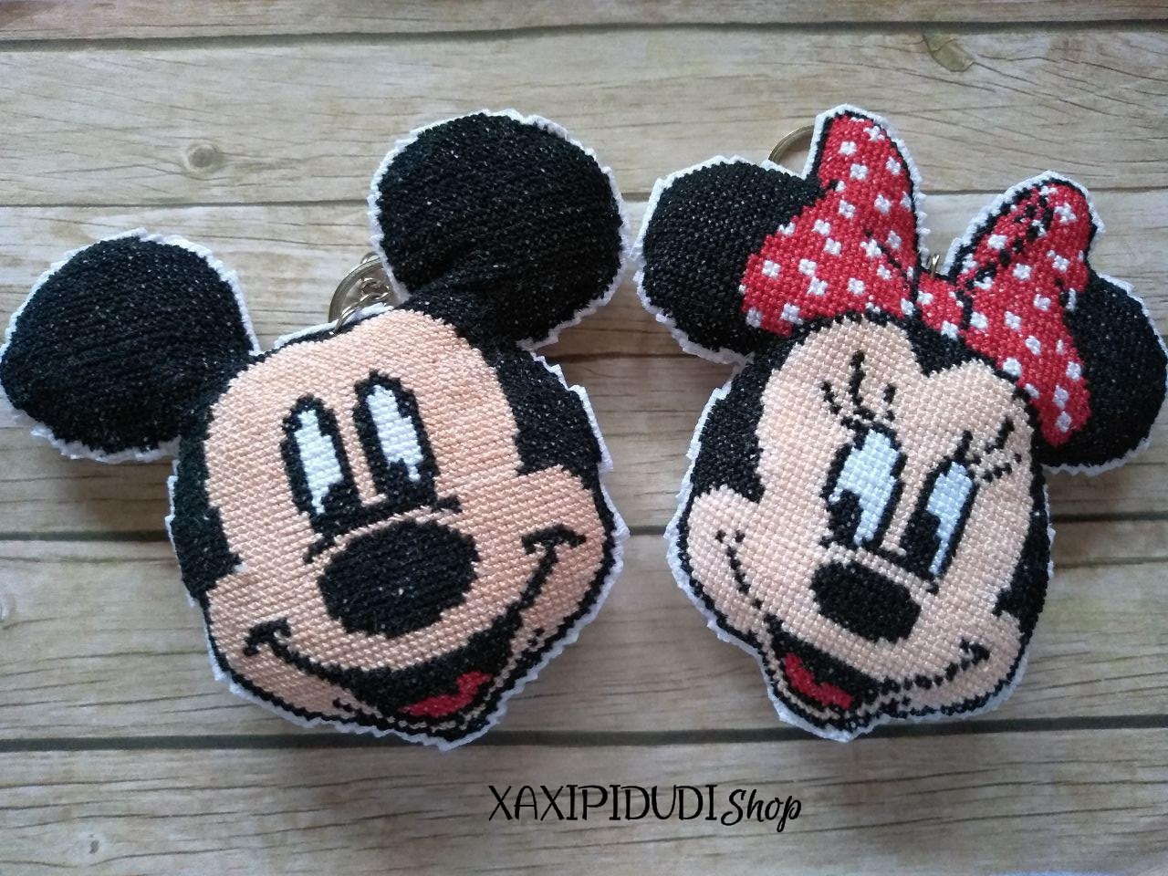 XAXIPIDUDI SHOP Amigurumis y mucho más. LLAVEROS MICKEY Y MINNIE
