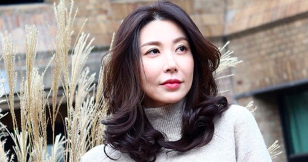 Netizens react coldly to Sung Hyun-ah's prostitution scandal confession