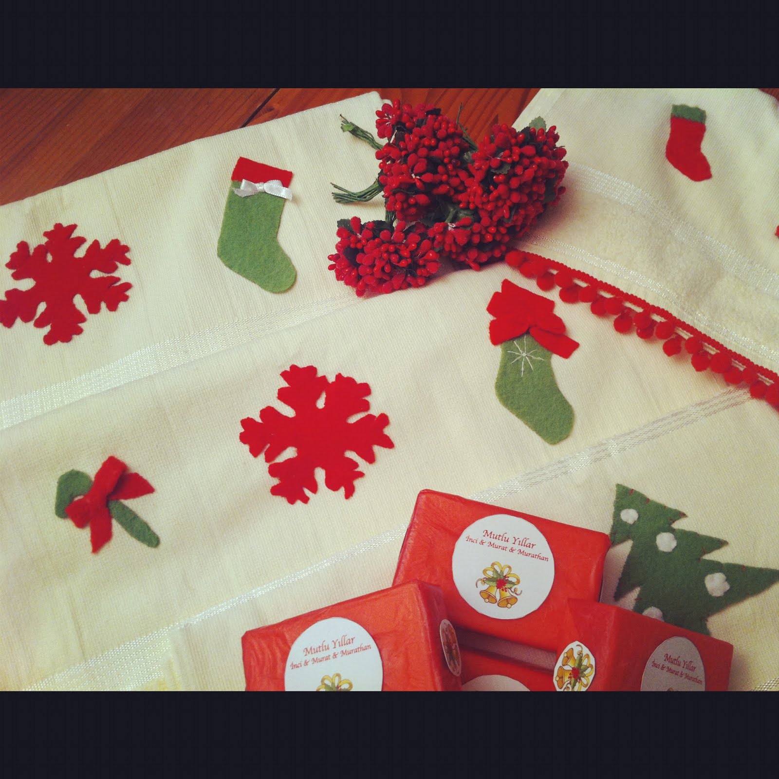 Lavanta Butik Tasarımlar: Yılbaşı İçin Hazırlanan Hediyelik Havlular