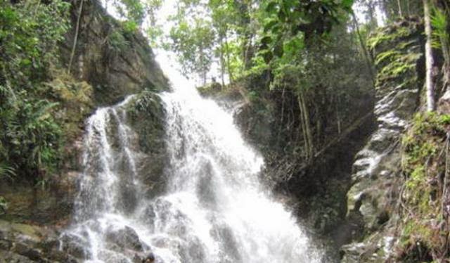 Air Terjun Guruh Gemurai Air Terjun Guruh Gemurai