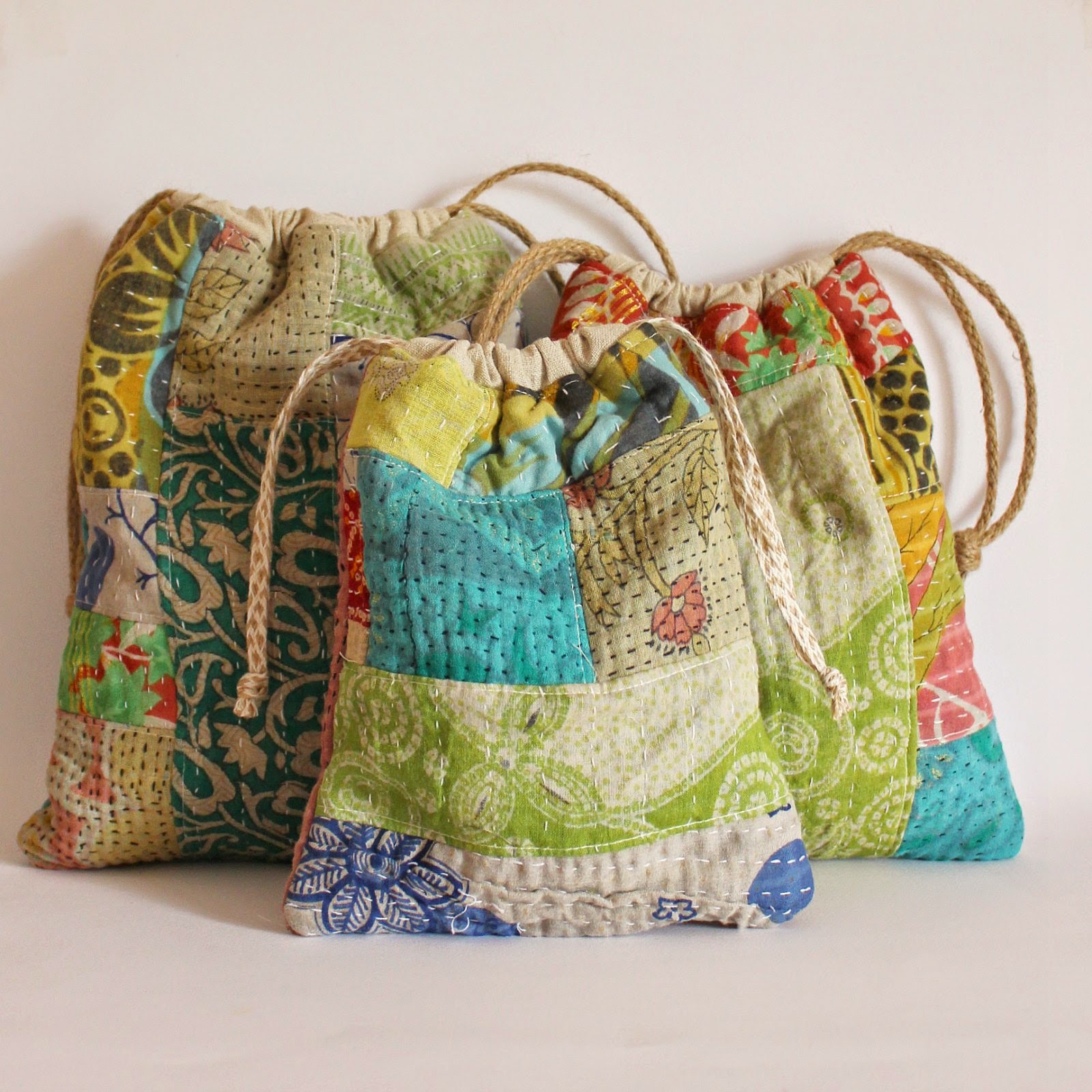 Roxy Creations: Kantha drawstring bags