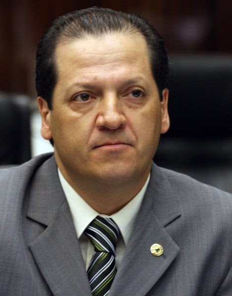O Piraquarense Deputado GILBERTO RIBEIRO foi Condenado por falso