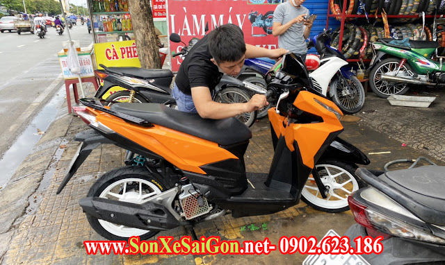 Mẫu sơn xe Honda vario màu cam bóng cực đẹp