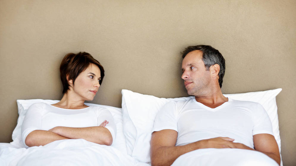 10 Things You Should Never Ever Do In Bed Gagsbuzz