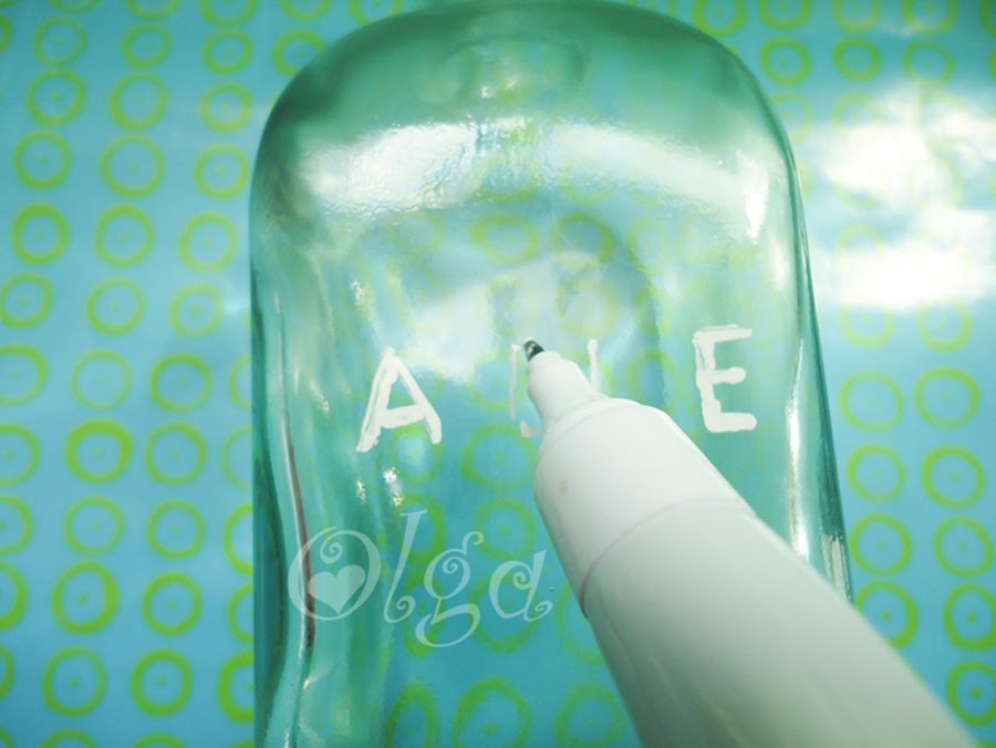 como decorar botellas de cristal con letras y etiquetas.how to decorate crystal bottle whith letter and tags