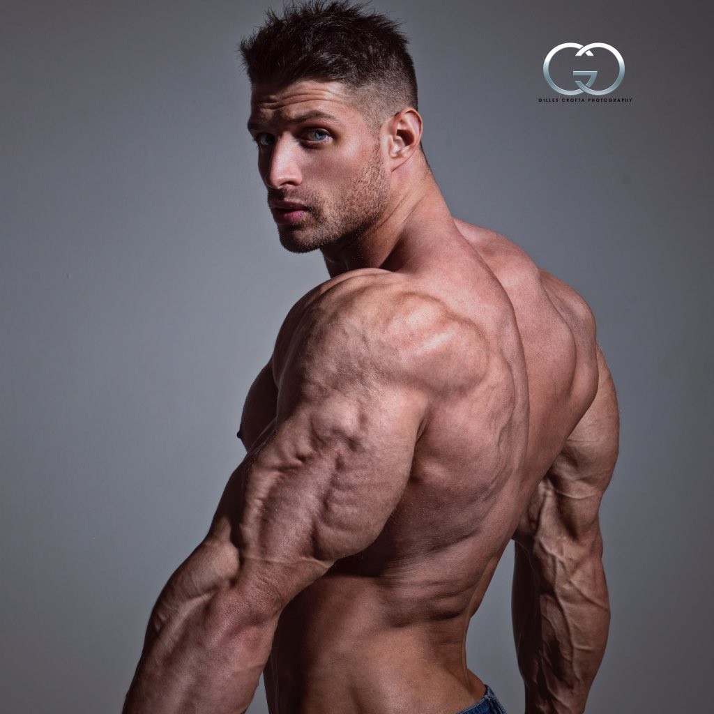 Kiraly Laszlo Video