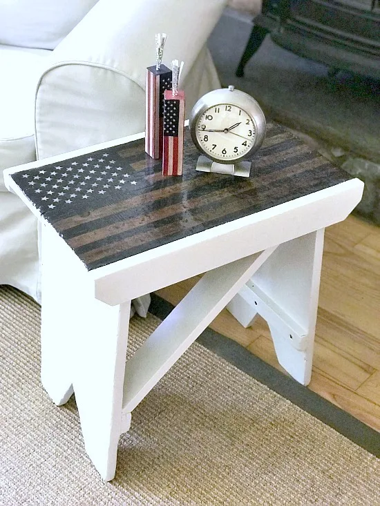 American flag side table tutorial