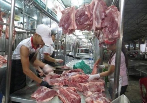 Vì sao lợn hơi tăng giá kỷ lục, đắt hơn cả thịt bò Mỹ?