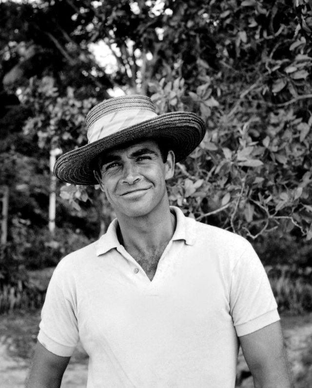 20 Amazing Vintage Photos of Sean Connery When He Was Young Vintage