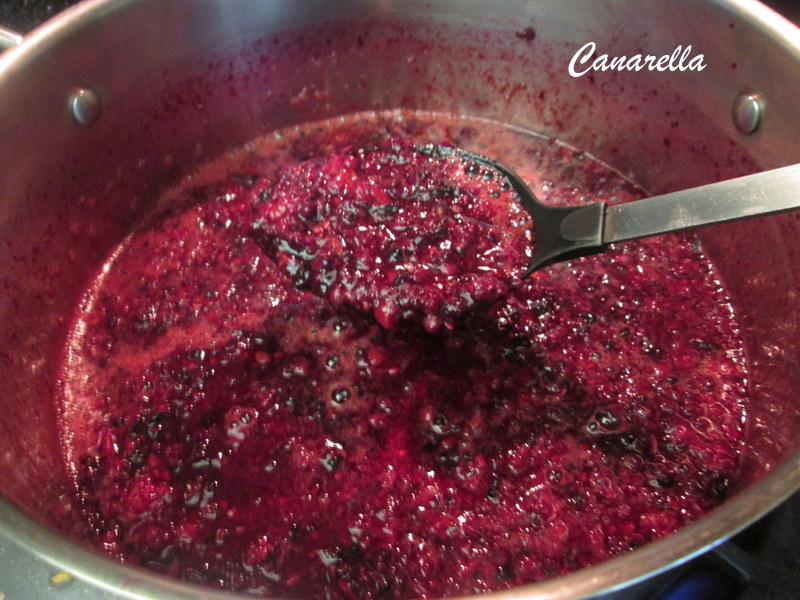 Canarella Blackberry Ginger Jam