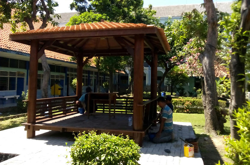 20 Model Desain Taman Belakang Rumah Dengan Gazebo - TUKANG TAMAN