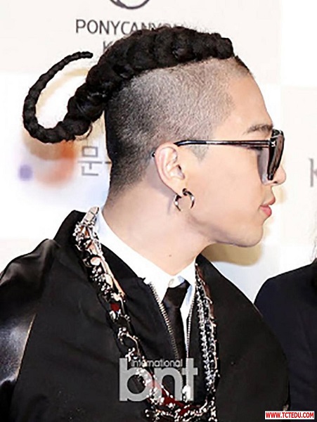 Chắc vì chọc giận stylist tóc nên nhiều sao Hàn mới phải ăn Chắc vì chọc giận stylist tóc nên nhiều sao Hàn mới phải ăn