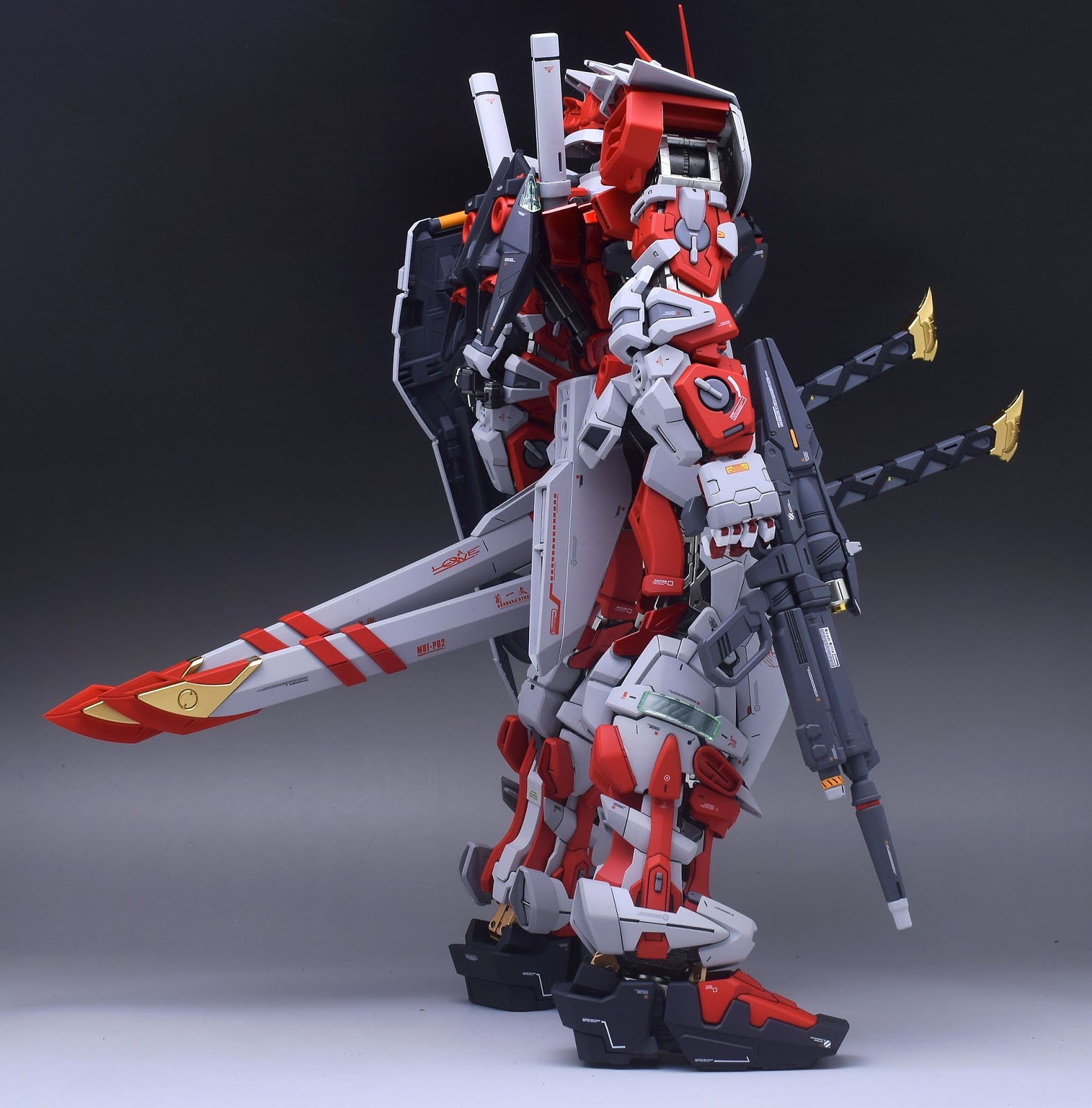 gundam astray red pg