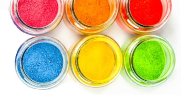 How Do You Make Colored Chalk Powder?