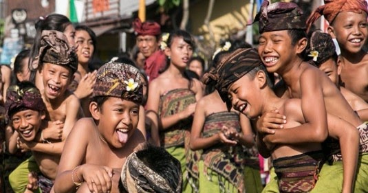 Contoh Soal Kearifan Lokal Dan Pemberdayaan Komunitas Sosiologi Kelas 12