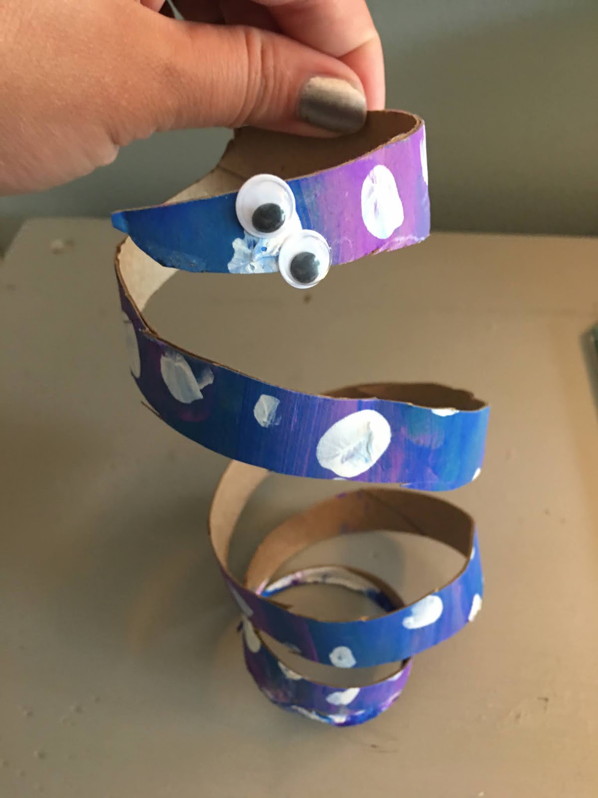 5 EASY Toilet Paper Tube Crafts for Kids