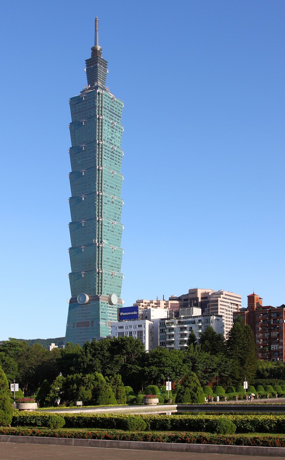 TORRE TAIPEI 101 EN TAIWÁN Por Abraham Cababie Daniel Abraham Cababie TORRE TAIPEI 101 EN TAIWÁN Por Abraham Cababie Daniel Abraham Cababie