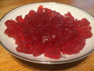 Keto, Low-Carb, Gluten-Free, Vegan Lemon Hibiscus Gummy Bear Recipe