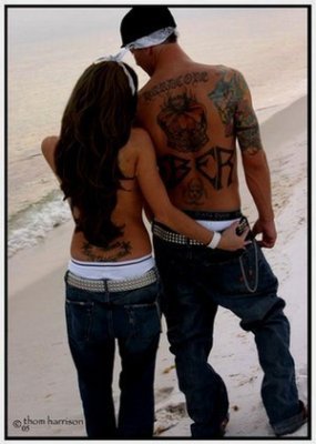 http://1.bp.blogspot.com/-AKxcTGLvNTI/TjovZjpQ5rI/AAAAAAAAAR8/Es5jy9m-EQg/s1600/Tattoos+For+Couples+In+Love3.jpg