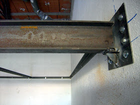 Supermanitas: Altillo para garaje con escalera abatible y quita miedos