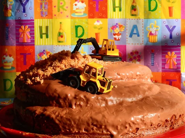 Beautiful Happy Birthday Image in hd with cake free download