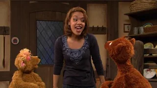 Baby Bear, Gabi, Curly Bear, Sesame Street Episode 4416 Baby Bear's New Sitter season 44