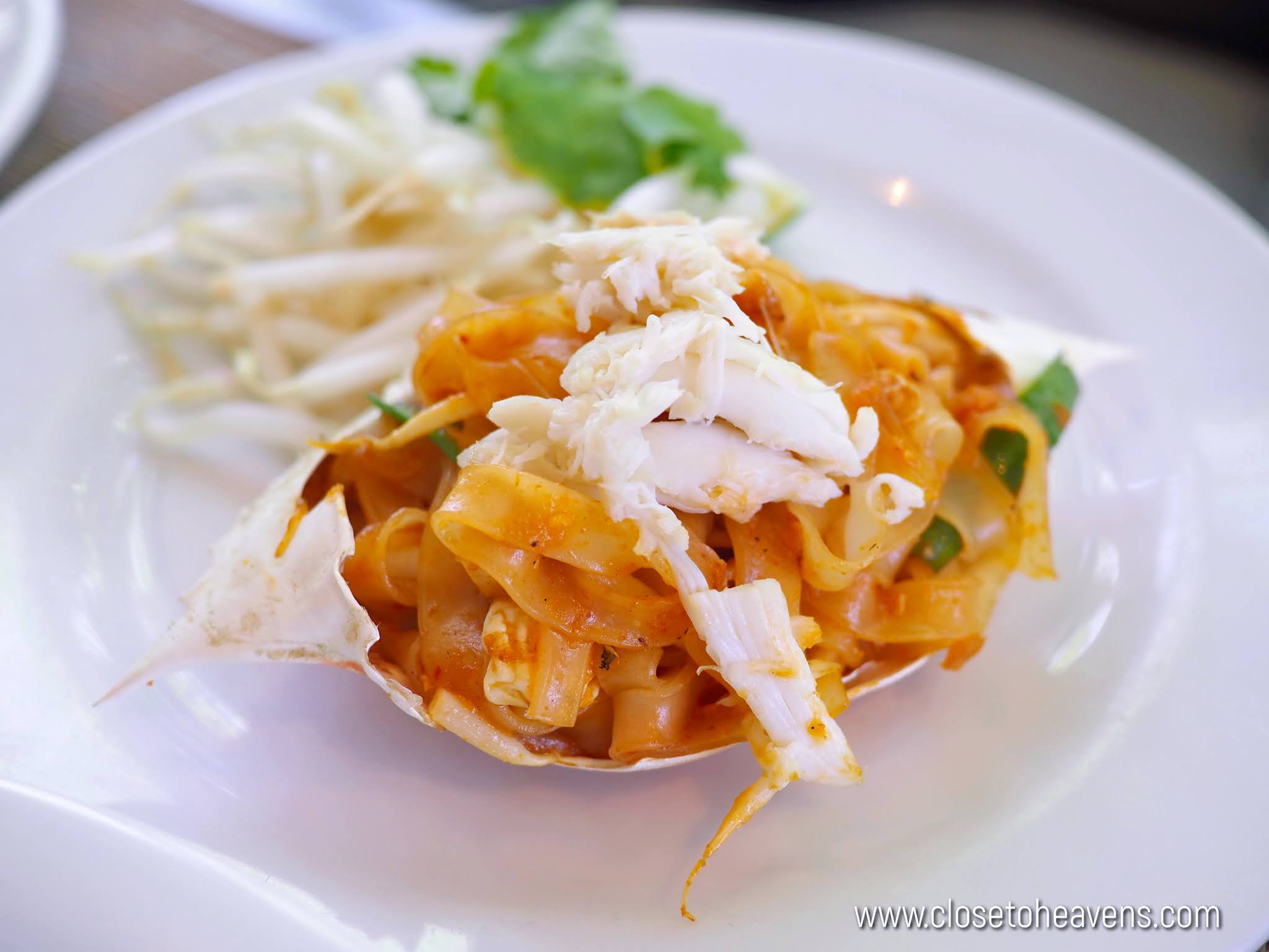 PHAD THAI POO CHANTABURI STYLE ผัดไทยปูจันทบุรีสไตล์