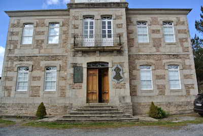 Biblioteca do IES Santiago Basanta Silva MAIO CULTURAL Luns 25