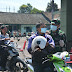 Cegah Penularan Covid 19, Dandim 0824/Jember Bagikan Masker Kepada Sejumlah Pengendara Sepeda Motor